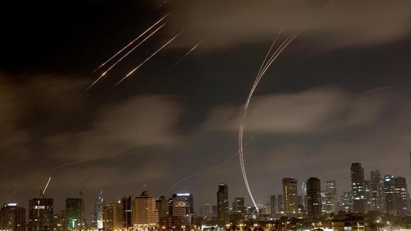 Ecco perché la cupola antimissile di Israele è piena di buchi e non riesce a proteggere le città