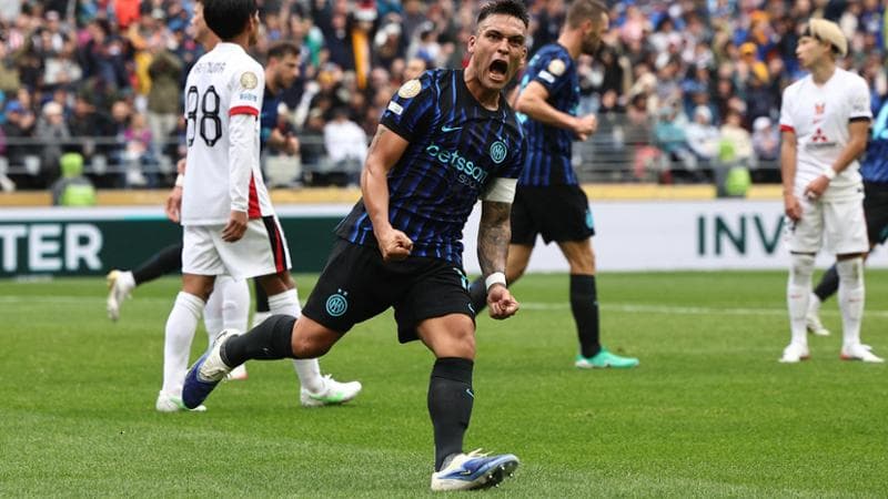 Lautaro esulta dopo il gol dell'1-1