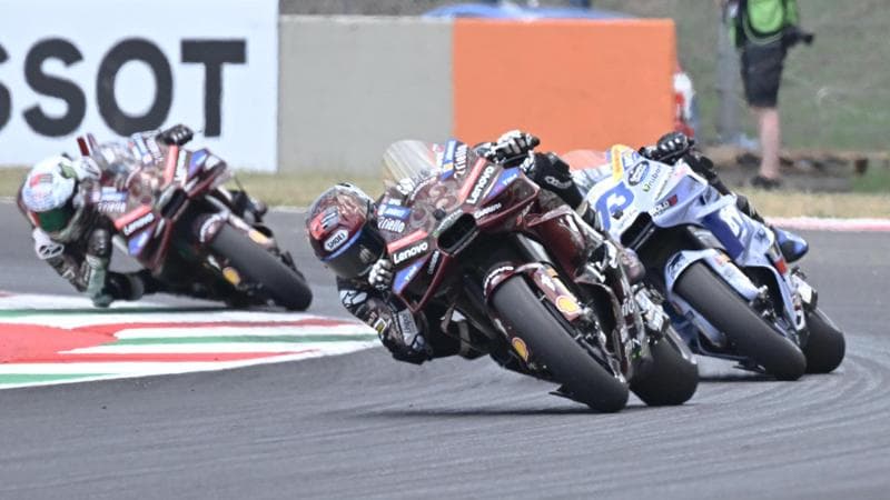 Marc Marquez in testa nel gp del Mugello
