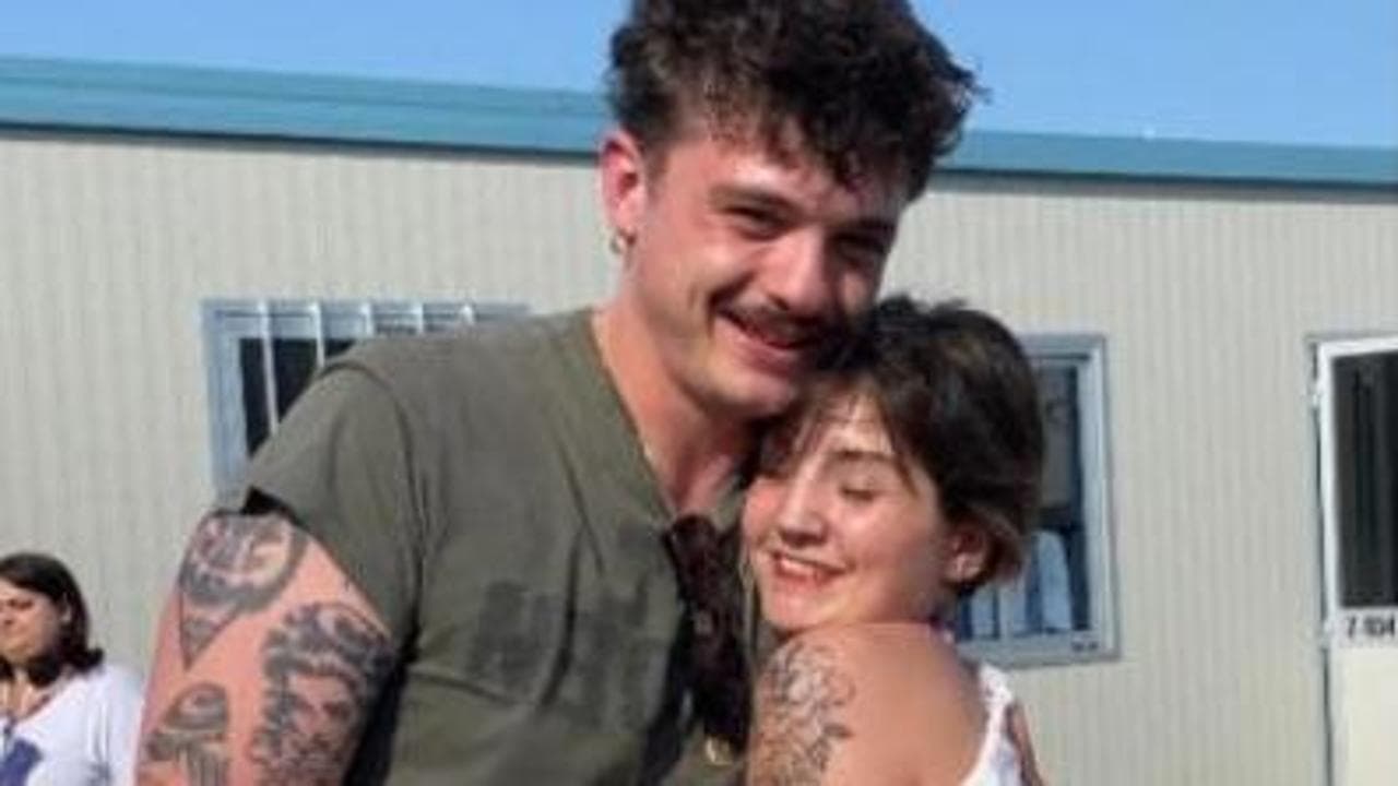 L'incontro tra Olly e la fan: "Ero in coma, le tue canzoni mi hanno aiutato quando tutto era buio"