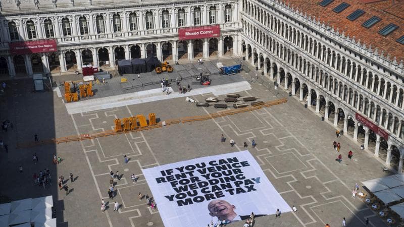 Allarme sicurezza per le nozze di Bezos. E lui rinuncia agli yachts