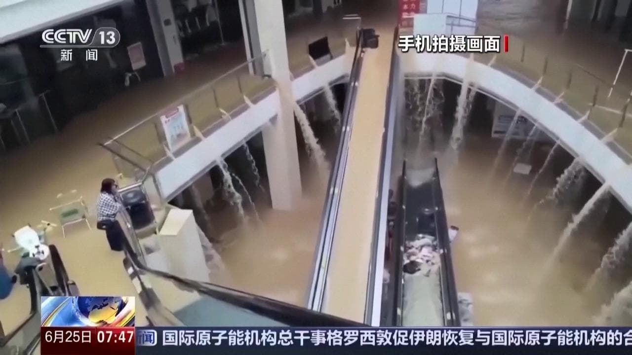 Cina, clima estremo: enormi inondazioni nel sud-ovest. Decine di migliaia gli evacuati