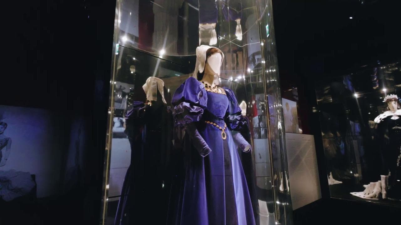 Da Jolie-Callas agli abiti di "Diamanti", i costumi in mostra a Cinecittà