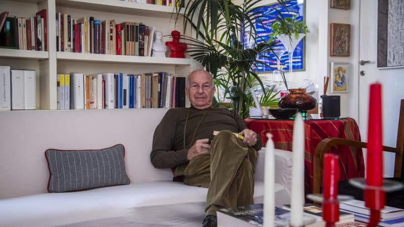 Fausto Bertinotti nella sua casa
