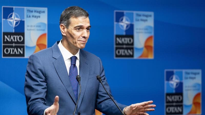 Scontro con Sánchez al vertice Nato, minacce alla Spagna: “Pagherà con le tariffe”