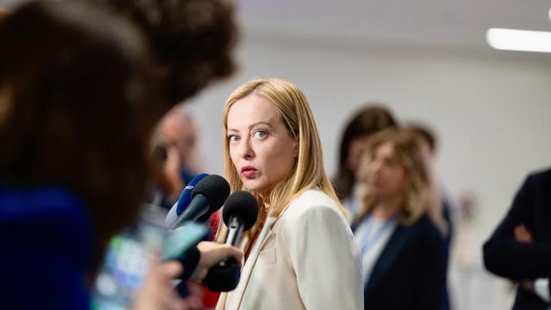 Tariffe al 10% per la Ue, Meloni è favorevole: “Ora tregua per Gaza”
