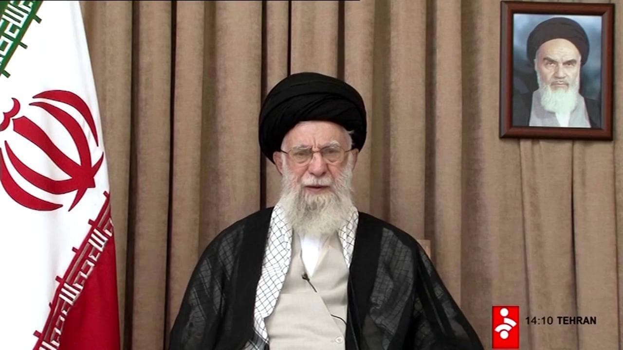 Iran, Khamenei: "Gli Usa non hanno ottenuto nulla dall'attacco"