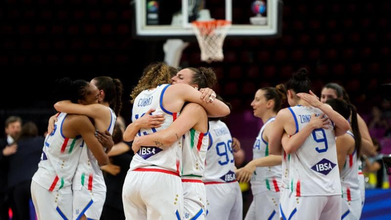 Le azzurre dopo la vittoria contro la Turchia