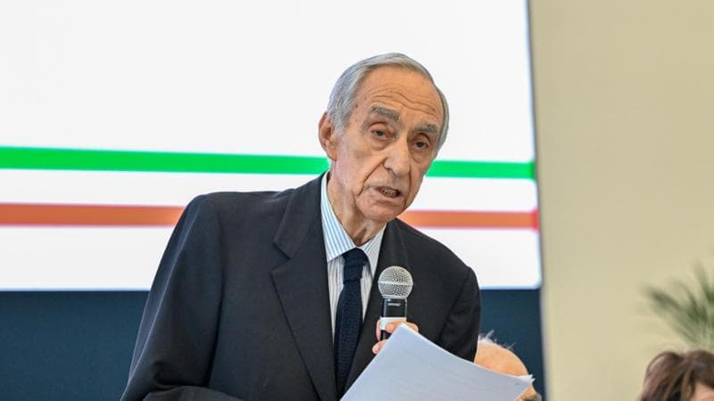 Franco Carraro