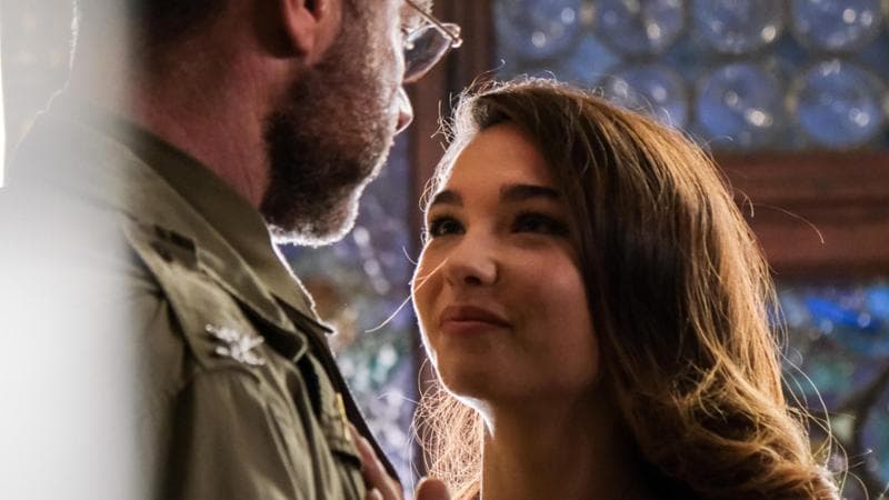 Matilda De Angelis e Liev Schreiber in Di là dal fiume e tra gli alberi, in sala dal 3 luglio (Camilla Cattabriga)