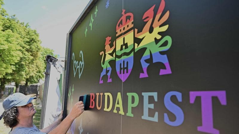 Pride a Budapest, allarme aggressioni neonazi. Vademecum degli organizzatori per non essere fermati
