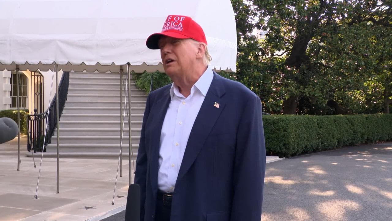Trump contro Musk: "Deportare Elon? Ci devo pensare. Ma potrei usare il DOGE contro di lui"