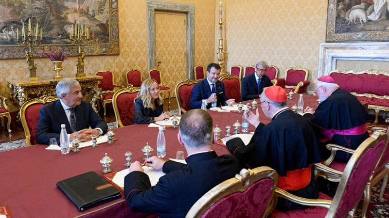 Meloni in Vaticano, Parolin e il nodo dell’8xmille: “Meno spot per quello allo Stato”