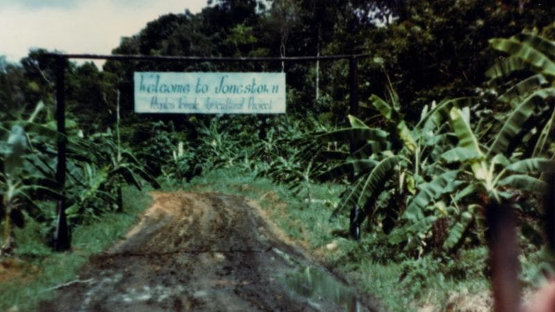 Il turismo del massacro fa tappa a Jonestown, dove i 900 della setta si uccisero su ordine del guru