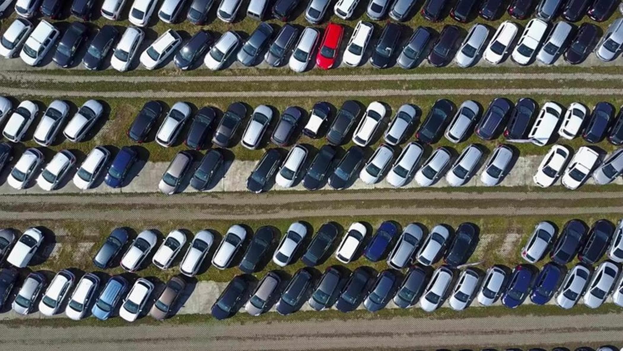 Satılan otomobillerin% 35'i kiralama şirketlerine kayıtlıdır. Aniasa-Tenaforce verileri