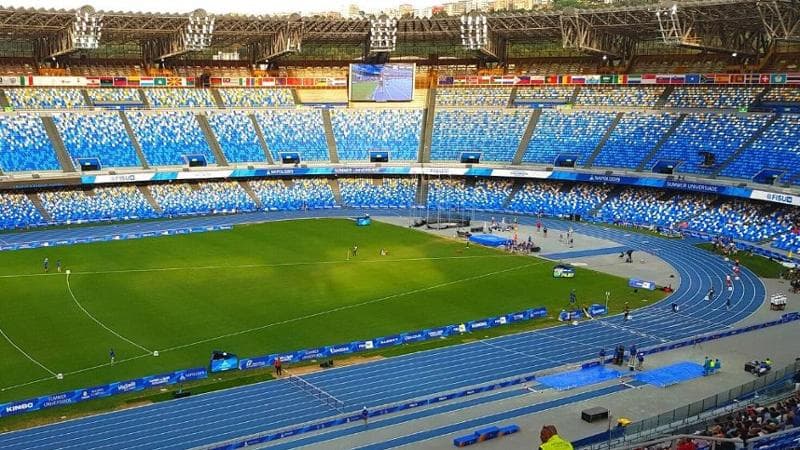 Lo stadio Maradona