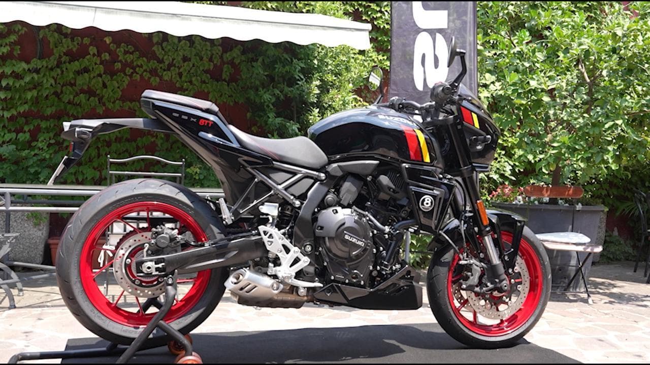 Suzuki GSX 8 T e 8TT, nel futuro con un occhio al passato