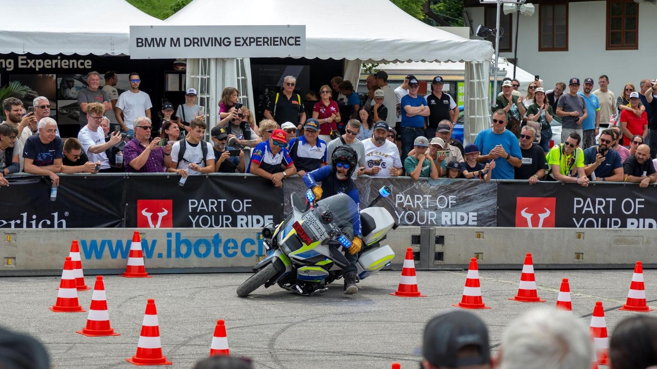 BMW Motorrad Days：MilanからGarmischまで、RTとRTに乗って会議の20周年を迎えます