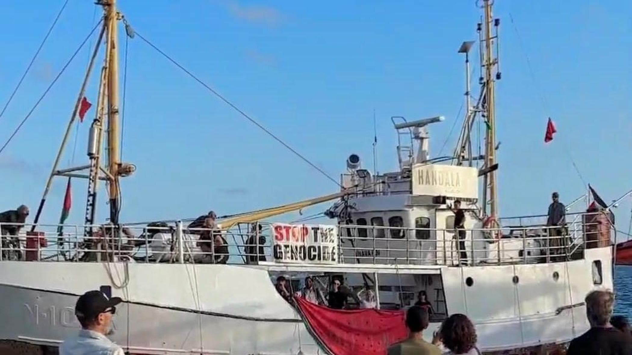 Freedom Flotillaが再び試みます：シラキュースからハンダラサルパに向かってガザに向かう
