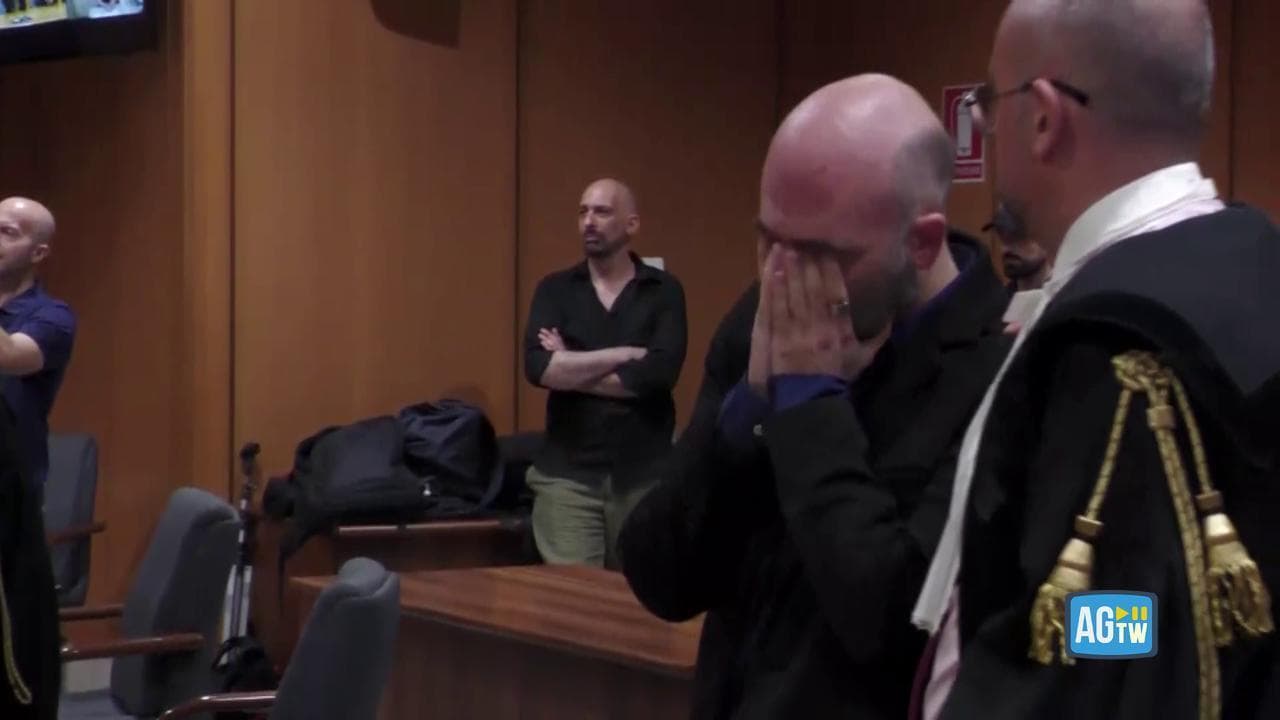 Bidognetti condannato in appello per le minacce di morte a Saviano: lo scrittore in lacrime in aula