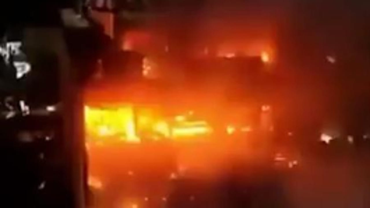 Strage in Iraq: ipermercato in fiamme ad al-Kut, almeno 60 le vittime