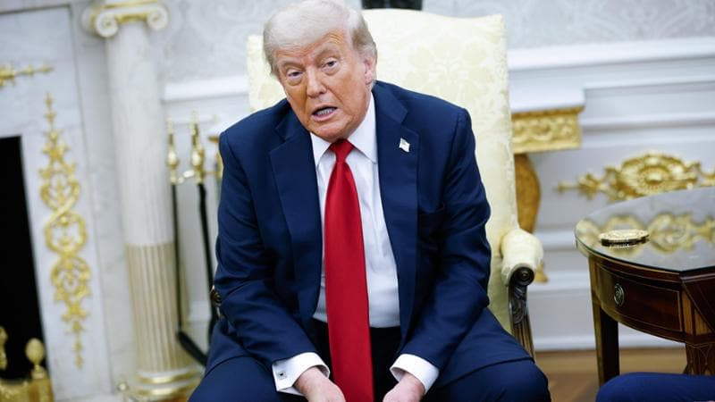 Casa Bianca sulle caviglie gonfie di Trump: "Diagnostica una insufficienza venosa cronica”