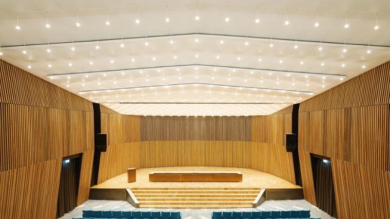 L'aula magna di Medicina della Statale di Milano