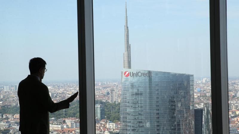 Unicredit rinvia a settembre la decisione sull’acquisto di Banco Bpm