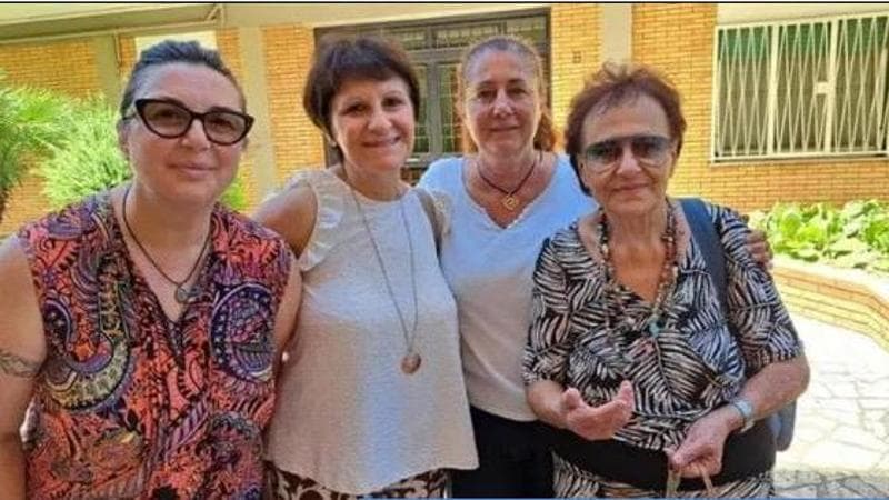 Residenti del condominio di Monteverde che si sono opposte&nbsp;al prelievo della bimba

