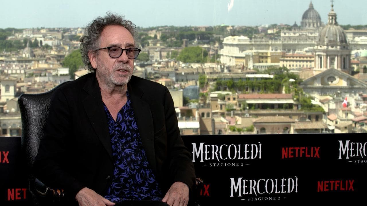 Tim Burton torna con Mercoledì: "Sognavo di essere un regista italiano di horror"