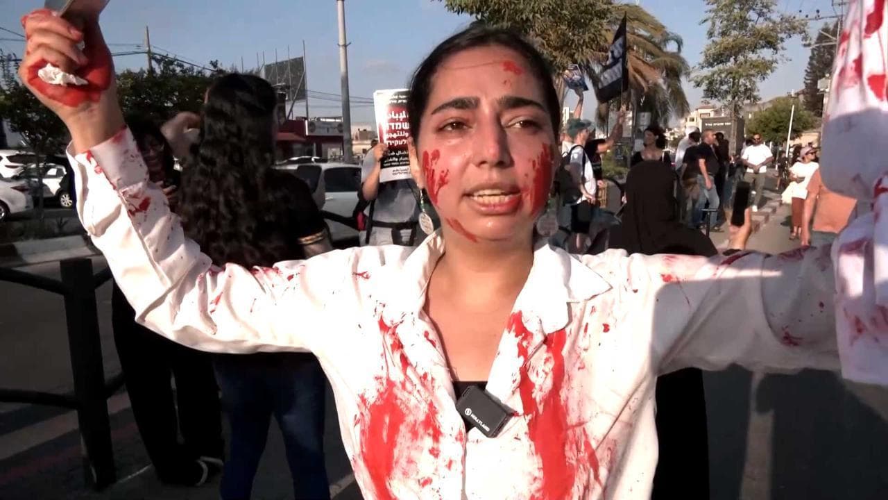 "Vogliamo vivere in pace": arabi ed ebrei marciano in Israele contro la fame e la guerra a Gaza