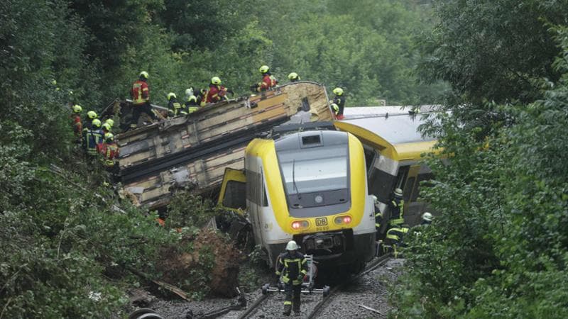 Germania, treno deraglia in Baden-Württemberg: almeno 4 morti e 34 feriti