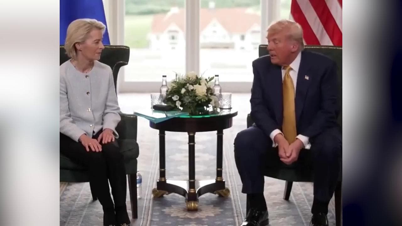 Dazi, botta e risposta von der Leyen-Trump: "Lei è un tenace negoziatore e affarista". Lui: "Esatto"