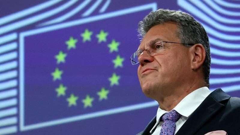 Sefcovic, il commissario Ue che ha trattato sui dazi: il pragmatismo, le cravatte e l’amico Arnold