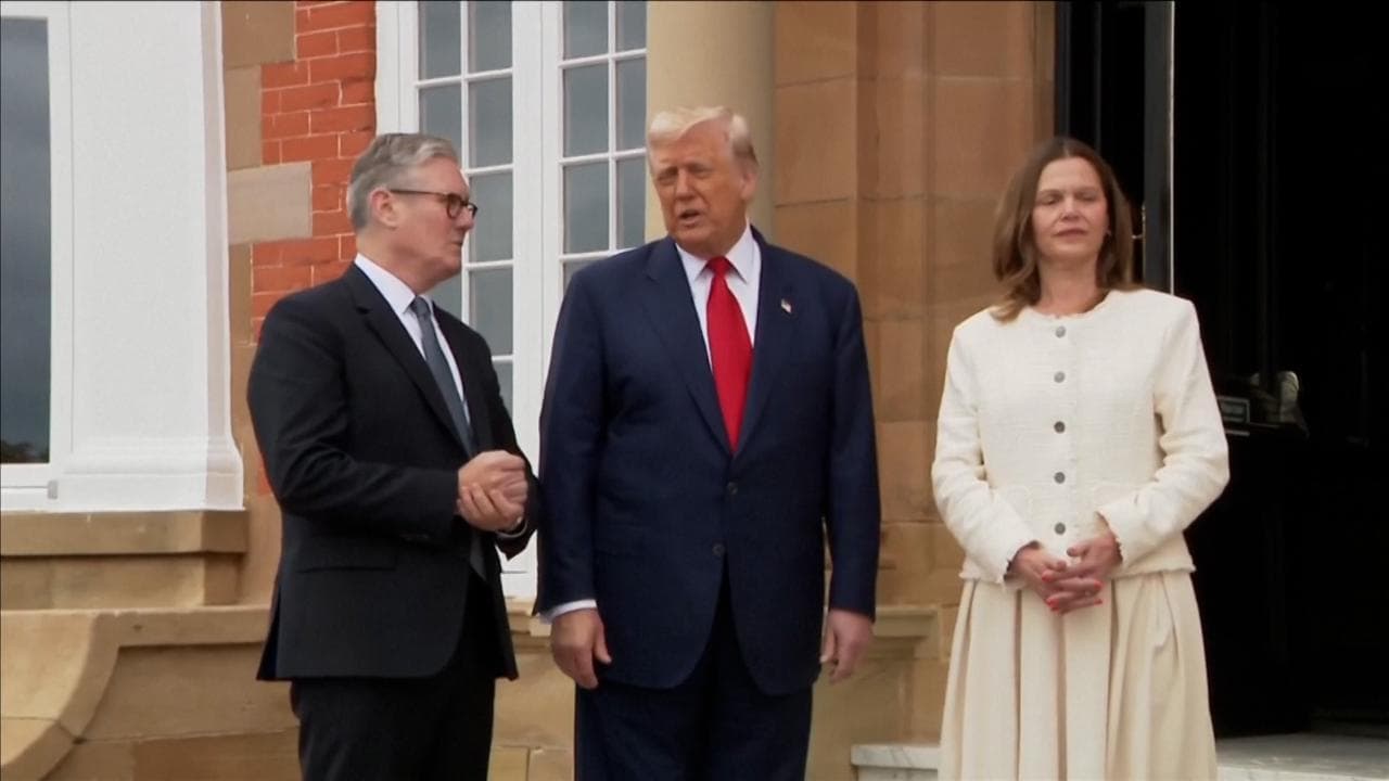 Ucraina, Trump: "Deluso da Putin, ridurrò la scadenza di 50 giorni per l'accordo"