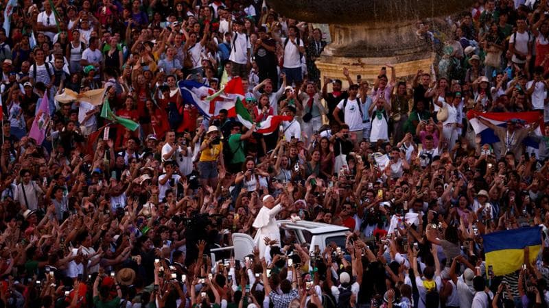 Leone XIV: “Non contano i follower, il sesso non è svago”