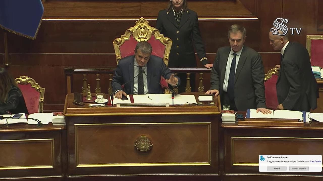 Votazione per Sangiuliano in Senato. Centinaio: "Lasciamo i colleghi nella suspense... Sim Salabim!"