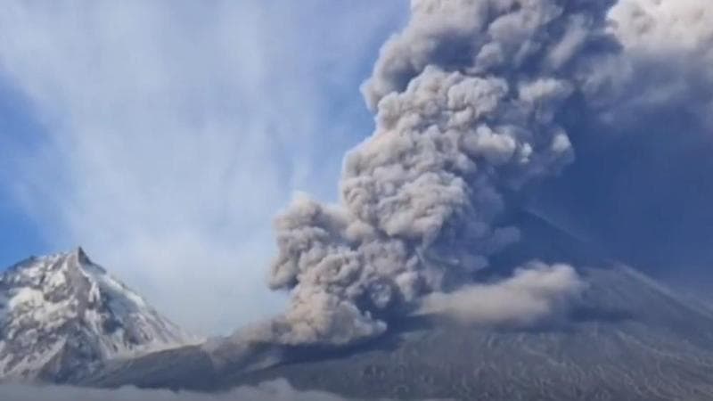 L'eruzione del vulcano Klyuchevskaya del 2023