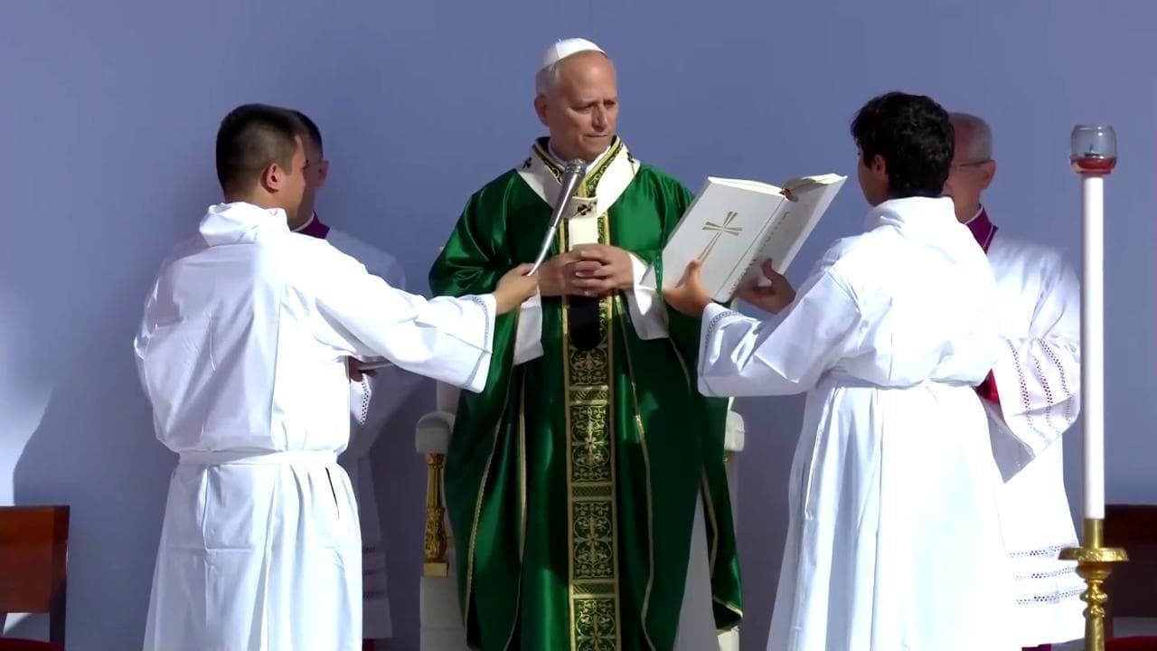 Papa Leone ai giovani: "La vita non dipende da ciò che accumuliamo: comprare non basta"