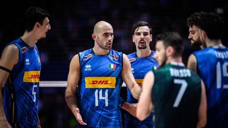 Gli azzurri nella finale con la Polonia (foto volleyballworld)