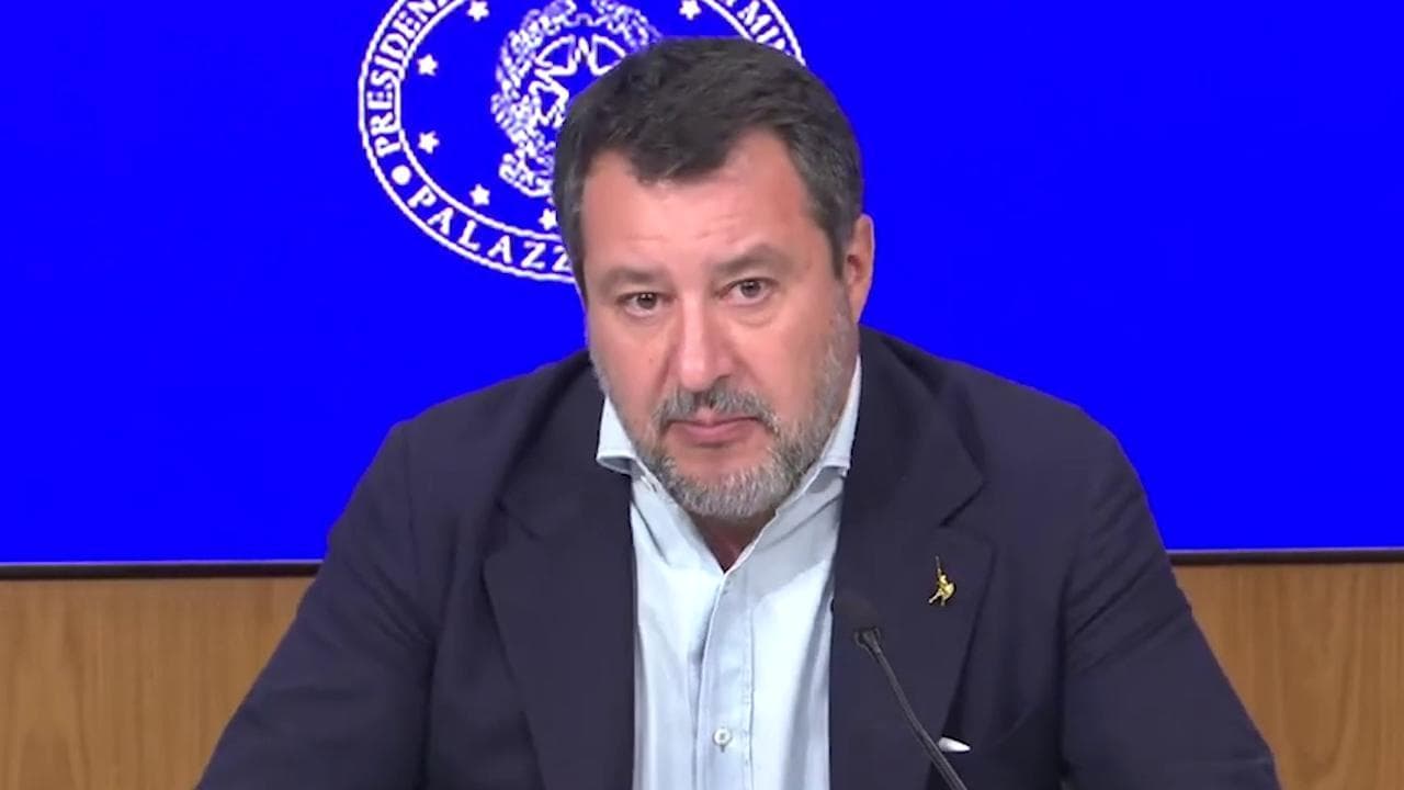 Ponte sullo Stretto, Salvini: "Su un utilizzo militare decideranno i ministri Giorgetti e Crosetto"