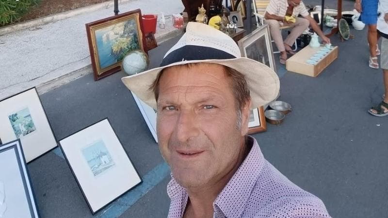 Botulino, salgono a tre i morti. L’ambulante indagato: “Tenevo i barattoli aperti al sole”