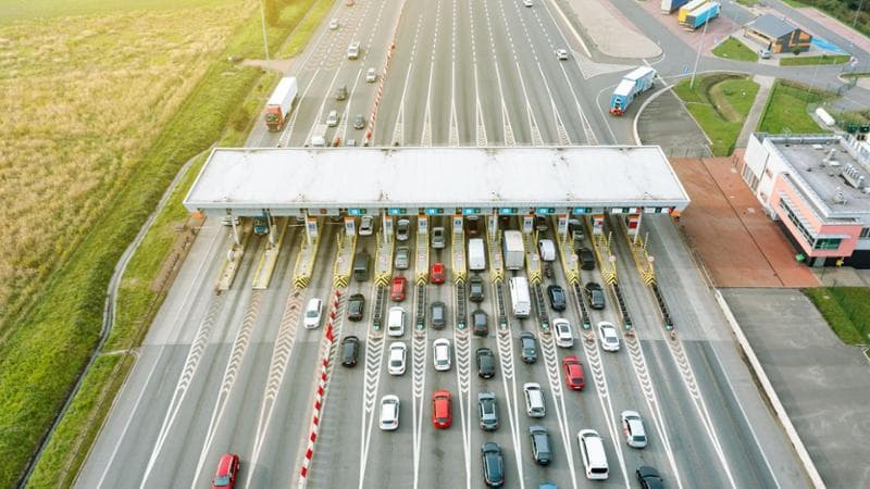 Vacanze in auto in Europa, occhio al pedaggio: la mappa delle autostrade più care
