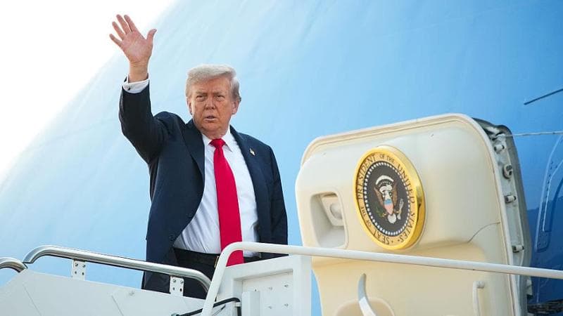 Trump in partenza per l'Alaska