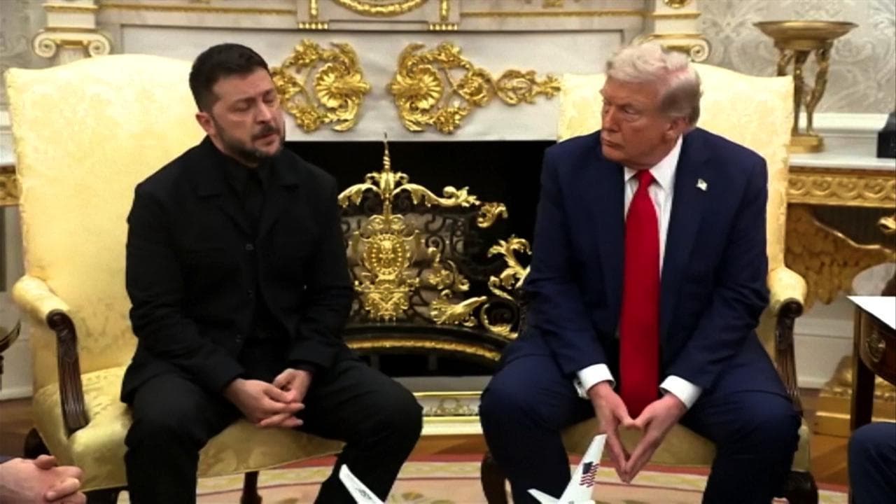 Zelensky: "Dobbiamo fermare la Russia, siamo pronti a un trilaterale con Trump e Putin"