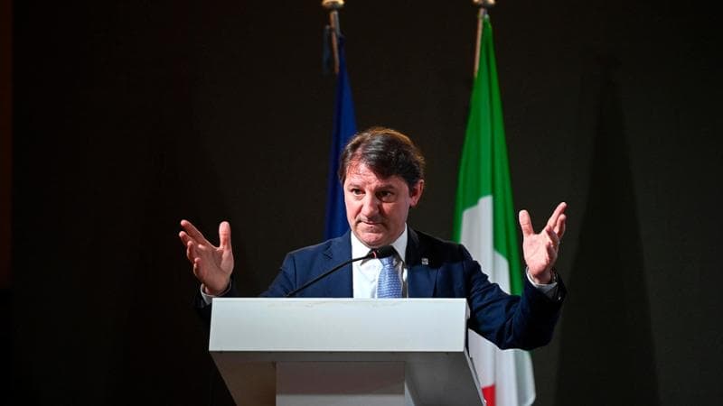Sì a Tridico in Calabria, ma scoppia la grana Avs: “No al duopolio Pd-M5S”