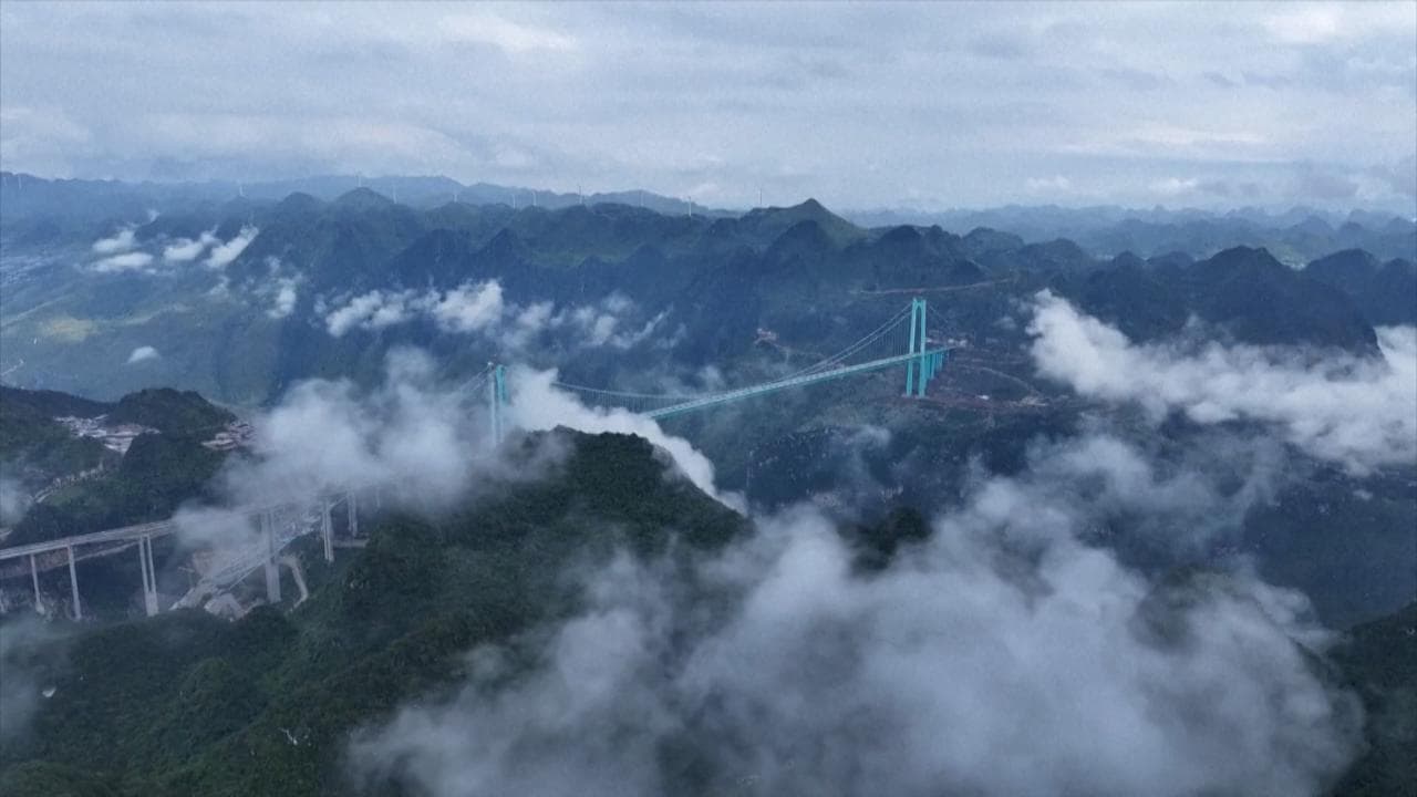 Cina, ponte da 625 metri di altezza supera il test: pronto per il record mondiale