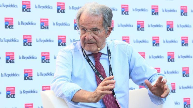 Prodi: “L'Europa umiliata dal patto Trump-Putin. Anche l'Italia a rischio autoritarismo”