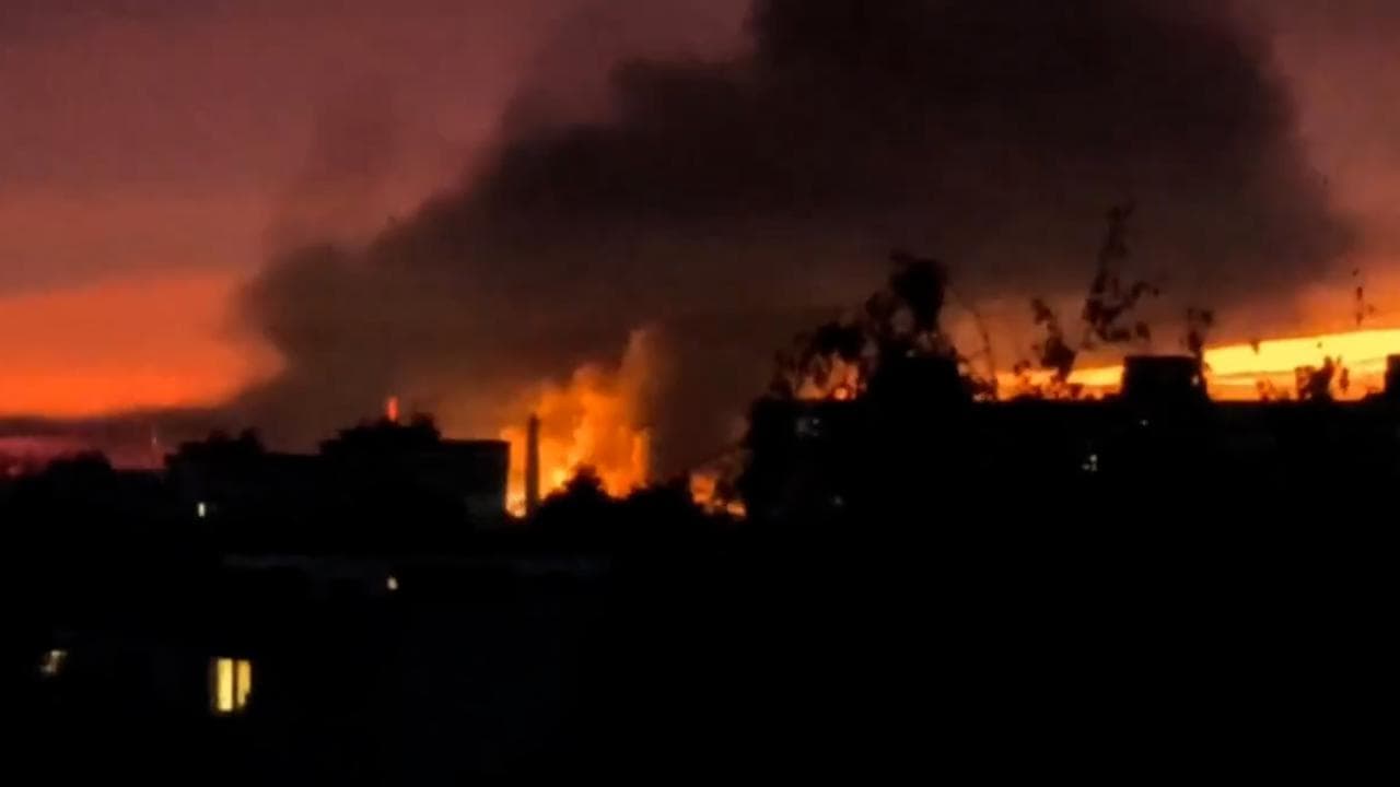 Russia, bombardate raffinerie di petrolio vicine alla città di Krasnodar