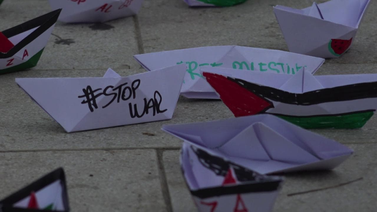 Venezia, il corteo per la Palestina attraversa il Lido